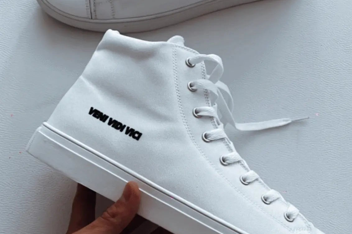 SNEAKERS - COMMANDMENTS