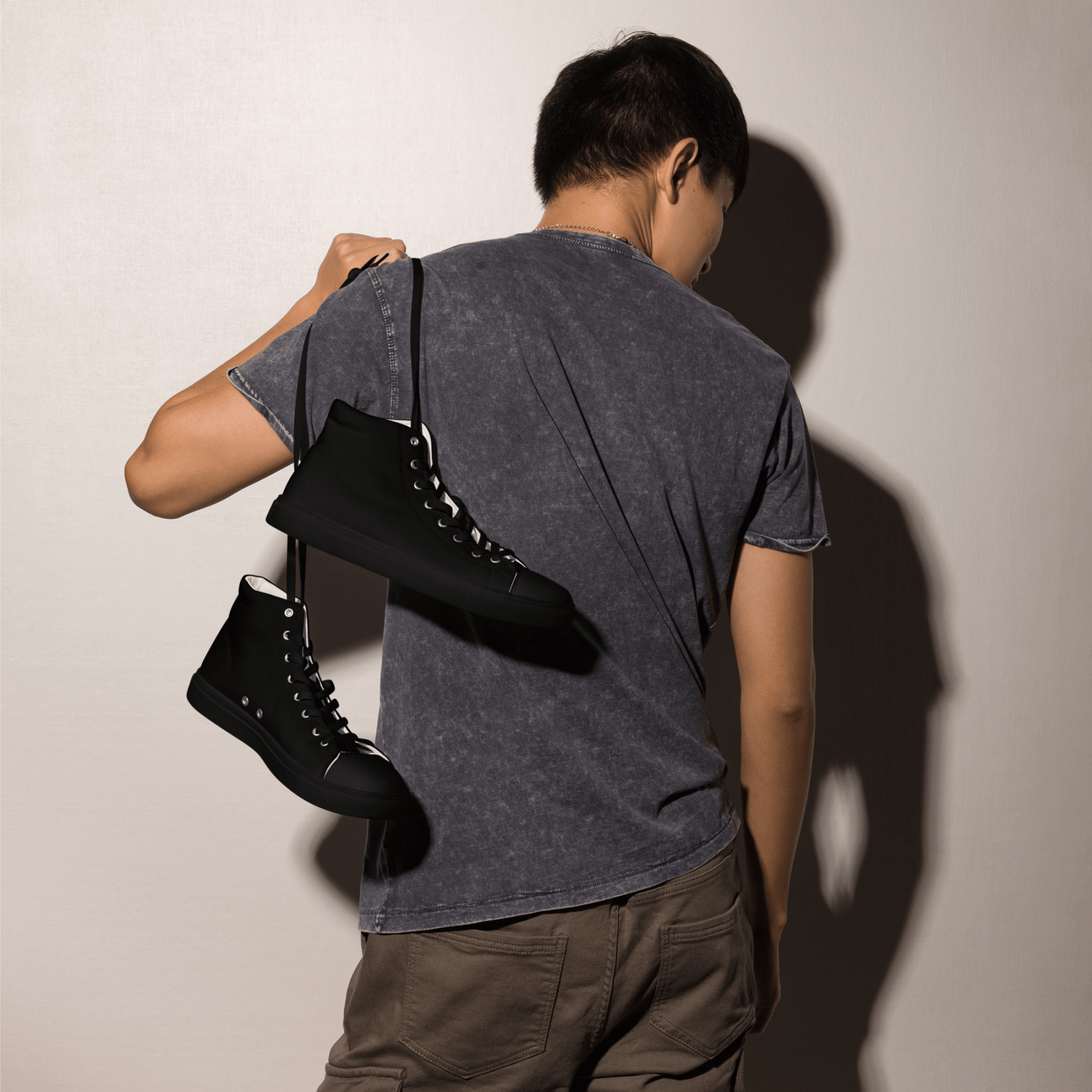 COMMANDMENTS BLACK SNEAKER - COMMANDMENTS