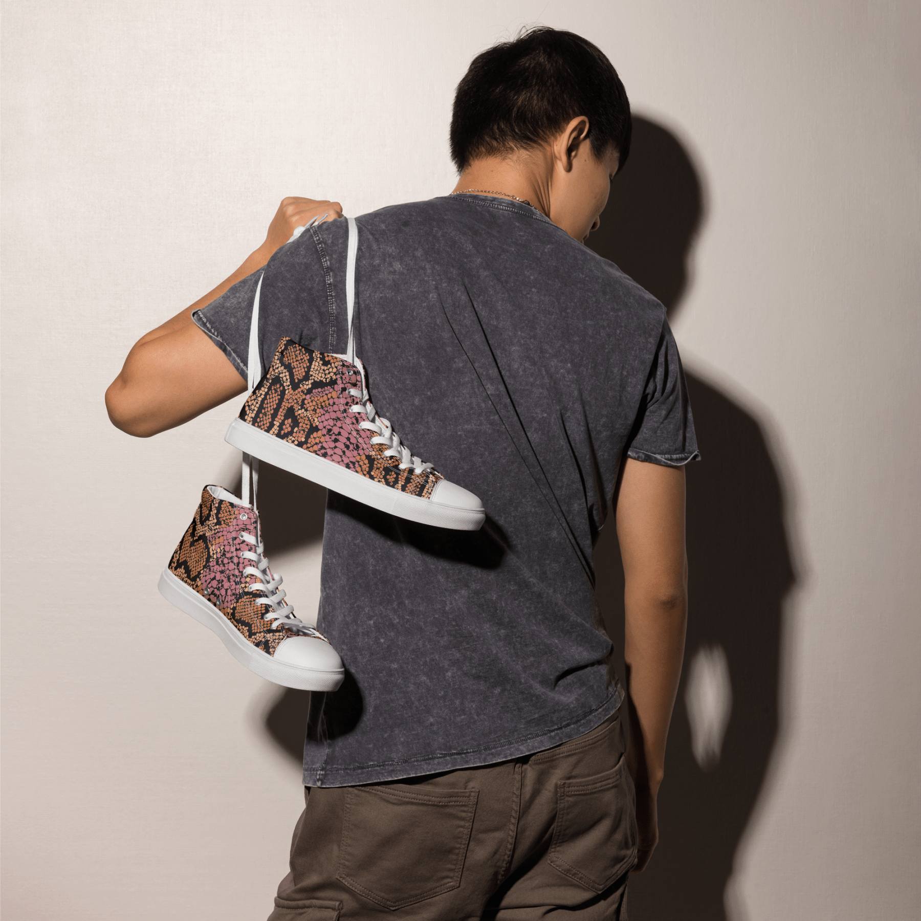 COMMANMDNTS PRINT SNEAKER - COMMANDMENTS